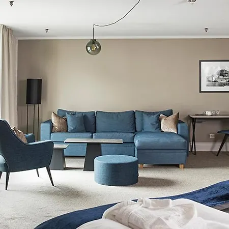 Brosundet Hotel 4*