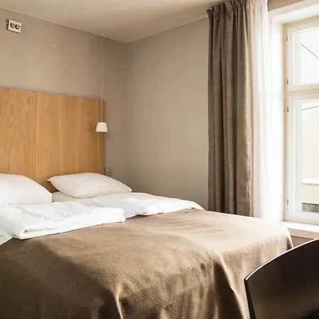 Hotel Brosundet 4*