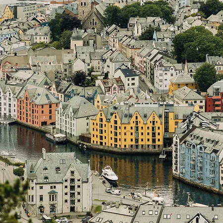 Brosundet 4* Ålesund